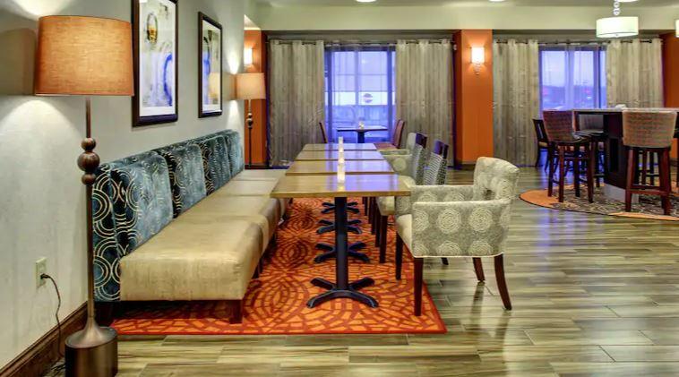 Hampton Inn Johnson City Eksteriør billede